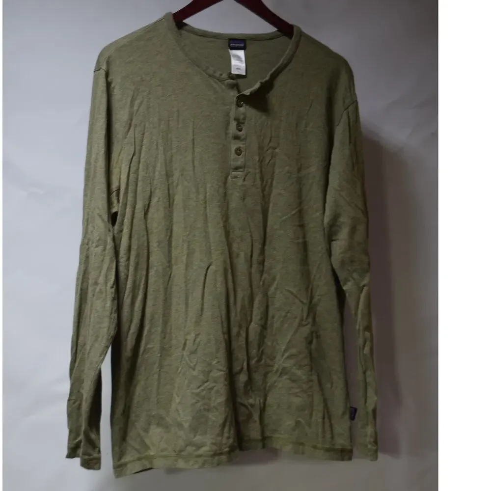 Patagonia Men’s Lightweight Hemp Blend Henley Shirt Olive Green Size Large
